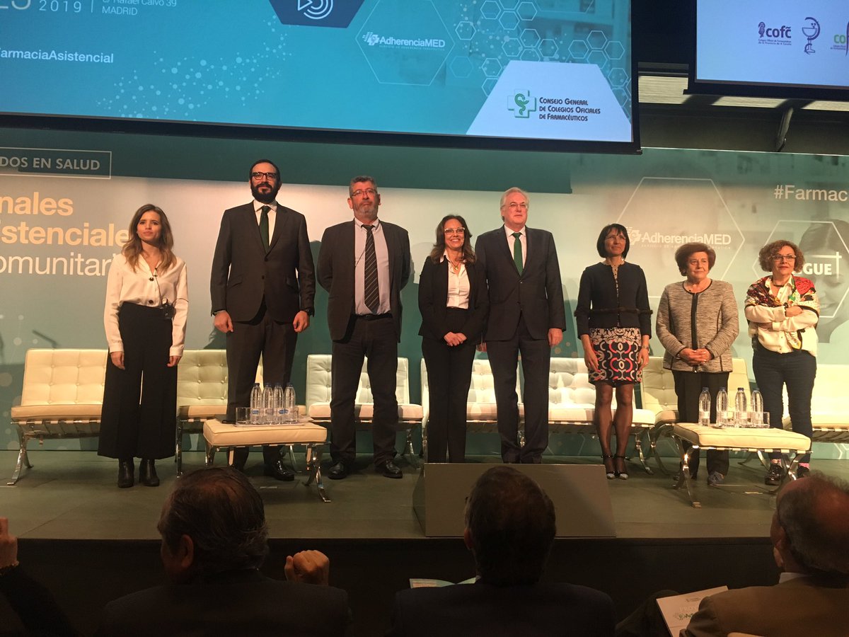 Empieza la Jornada de #investigacion y #resultados en Salud: Servicios Profesionales Farmacéuticos Asistenciales
#conSIGUE y #AdherenciaMED gracias a la colaboración de @Portalfarma y <a href="/CinfaSalud/">Cinfa Salud</a> 
Inauguran <a href="/PresidenteCGCOF/">Jesús Aguilar</a> y <a href="/enriqueordieres/">Enrique Ordieres</a>