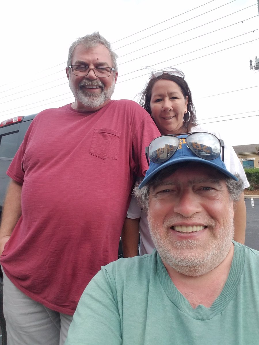 wheelie982's tweet photo. Me, my brother Greg and wife Tammy in Destin, Fl https://t.co/93dJmtsnLE
