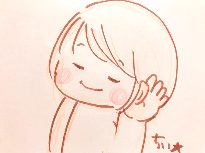 人の聴覚は
最後の最後まで生きている。
心臓がとまってもほんの少しの間脳は動いてて聞こえてるんだとか。
不思議なことだけど
本当かもしれないと思っている。
もうずっと前のお話なんだけどね。

おじいちゃんに会いたいなぁ。 