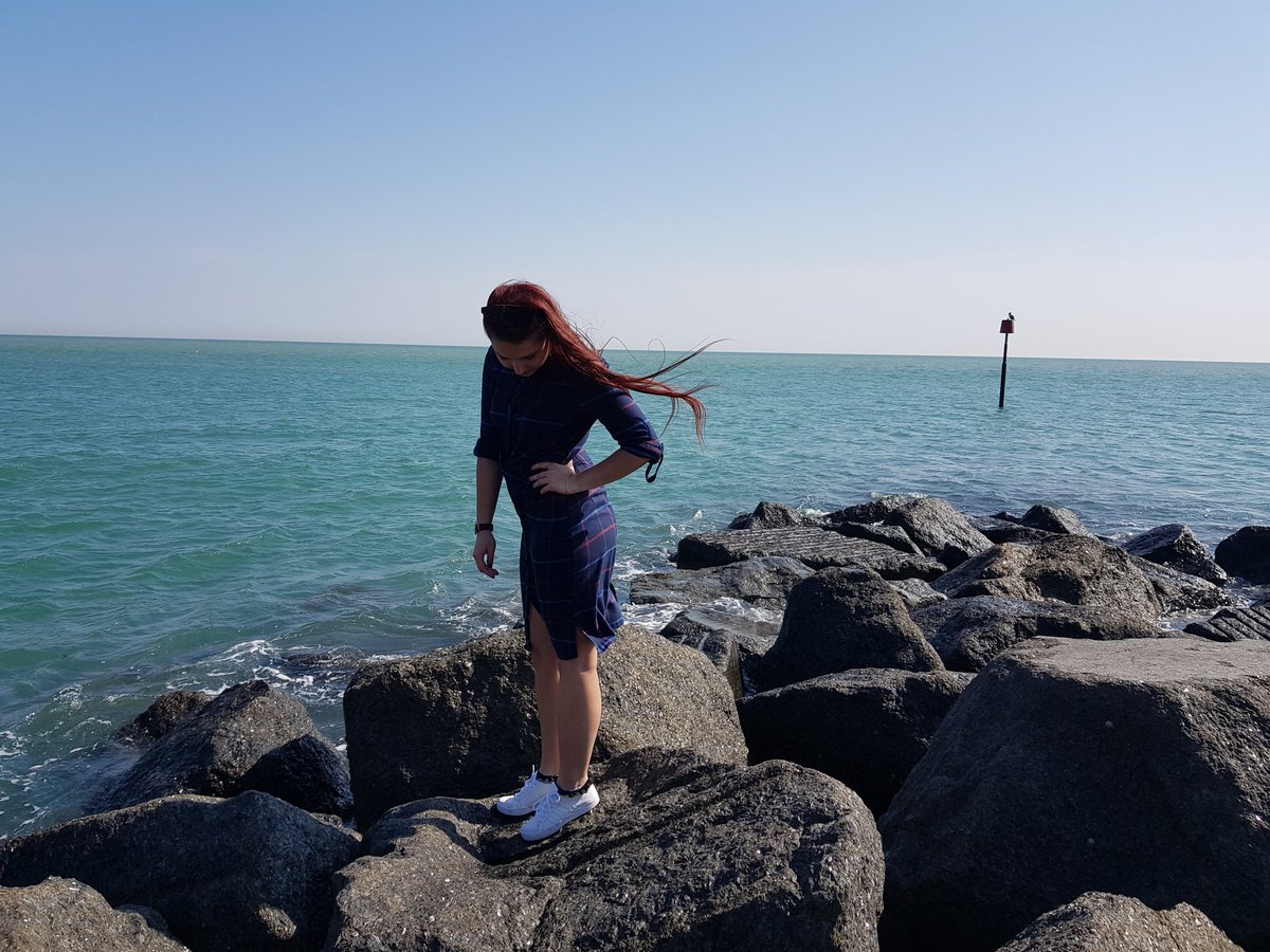 liinterior_'s tweet photo. Easter morning with amazing view ❤🐇 #liinterior #seaside #nature #sea #folkstone #Adventure #Travel #uktravel #traveluk https://t.co/HEIJkySERD