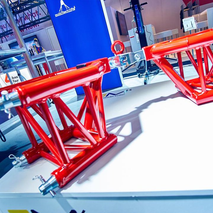 instalia_eu's tweet photo. #ÁngulosdeTrusses para #IluminaciónProfesional de @MiloSgroup. @AreaFourIndust confía #EstructurasTruss.⭐️¡Entérate! https://t.co/BvLk5W6XVq👈

#truss #trussing #livesound #livelighting #prosound #prolighting #SupportStructures #EstructrurasConciertos #TrussTeatro #TrussConcierto https://t.co/qgOK7CAR9H