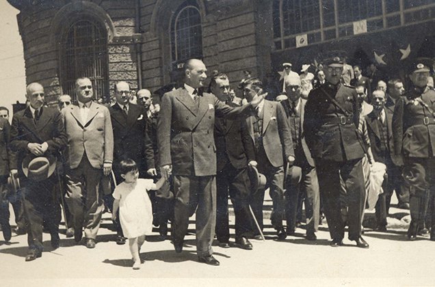 heyditooo's tweet photo. 23 Nisan Ulusal Egemenlik ve Çocuk Bayramı kutlu olsun. Egemenlik kayıtsız şartsız milletindir ve çocuklar geleceğindir. #23Nisan https://t.co/FrGovglDMD