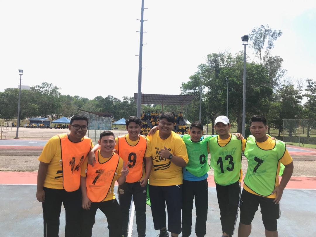 mediadaiskag's tweet photo. 🦋 FPN TOWARDS TOGETHERNESS 🦋

FPN Family Day 🌈 Lets get fit together and have some fun! A lot of games and prizes awaits you ⚽🏅✨

#FPNBonding
#MEDIAdihati
#FITSELALU https://t.co/7JVgtetMqA