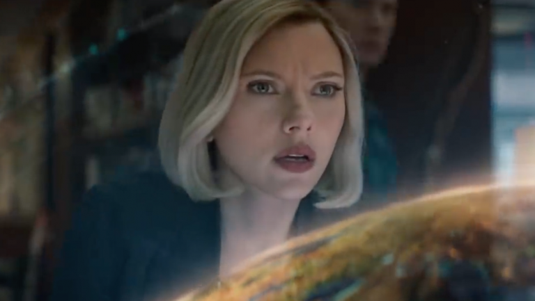 THR's tweet photo. First reactions from the premiere of #AvengersEndgame https://t.co/f3ywxSel3V https://t.co/q0e6NF3k1I