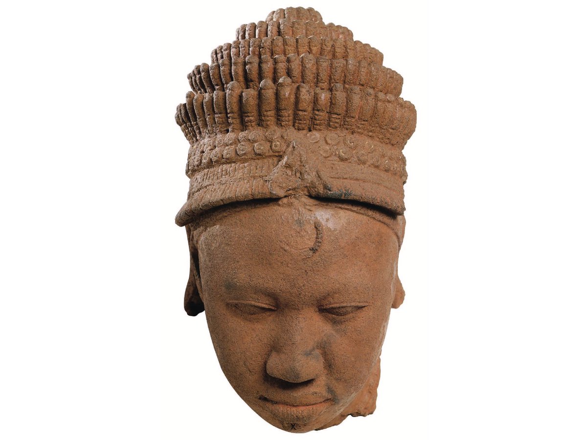 Ex Africa semper aliquid novi 
Plinius wist het al (in de 4e eeuw v.Chr.): “Uit Afrika komt altijd iets nieuws”. Dat geldt nog steeds. In Den Haag (de VU) ga ik in op de vraag: Wat kunnen we leren van Afrikaanse filosofie? 2 dinsdagavonden en donderdagmiddagen, vanaf 14 en 16 mei