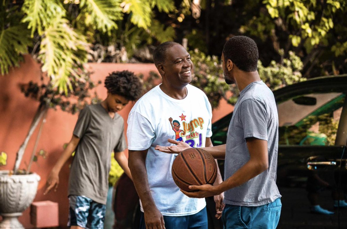 hallmarkchannel's tweet photo. While mom is away, the boys will play! What fun activities do you think the Peete boys should do during their dude ranch adventure? π€ #MeetThePeetes #Peeties https://t.co/fiqrp4itrU