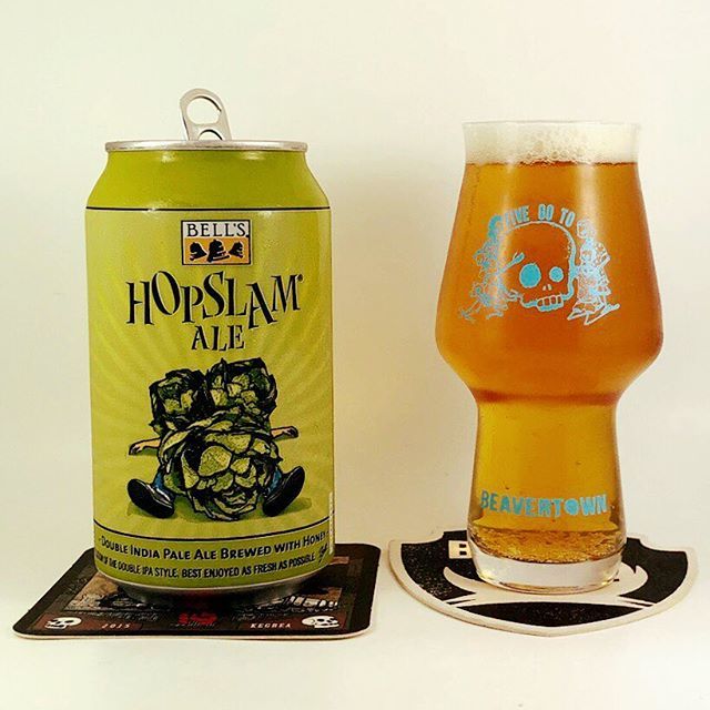 jblovesbeer's tweet photo. Review #2: Hopslam DIPA from @bellsbrewery, purchased at @carminestreetbeers. For the full review and rating, check out my podcast! Link in bio. #beer #craftbeer #ale #realale #craftbrew #craftbrews #craftbrewing #craftbrewery #craftnotcrap #beers #beerm… https://t.co/4RLDPhMYcF https://t.co/fy0xKboV5v