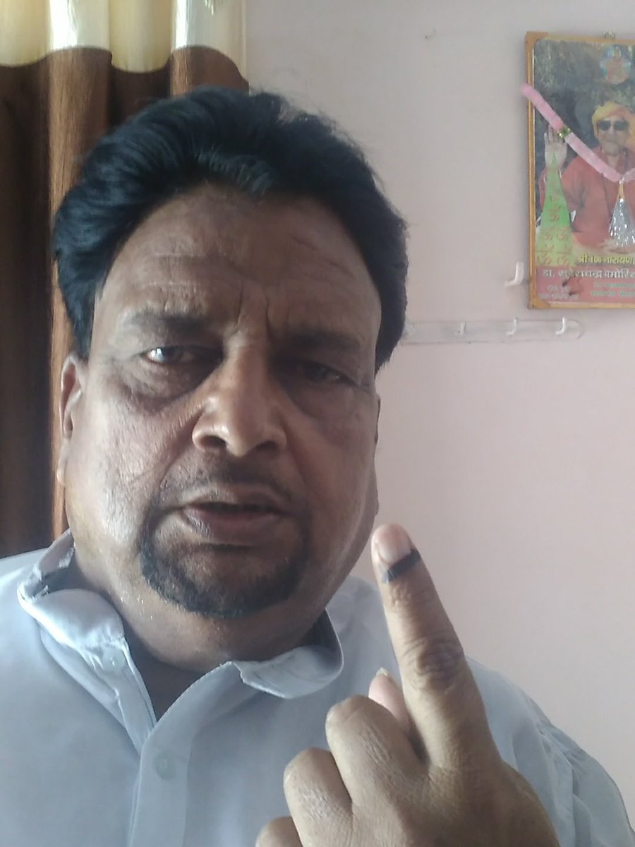 Rrahulyadavv's tweet photo. #kBPMSelfie https://t.co/6nK1uM1b2F