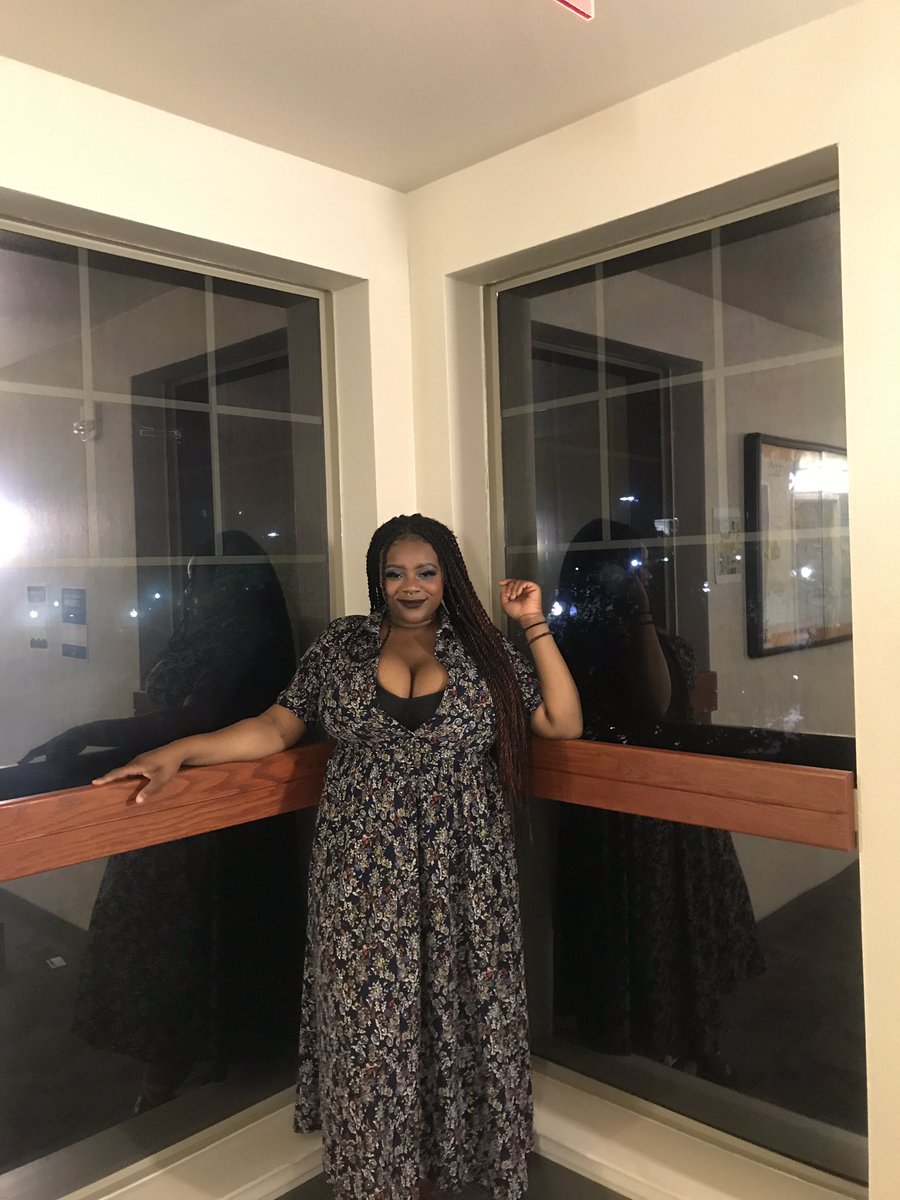debbi_e23__'s tweet photo. Nothing but sugar and spice✨ #HSOC19 https://t.co/5CxuRnLFaK