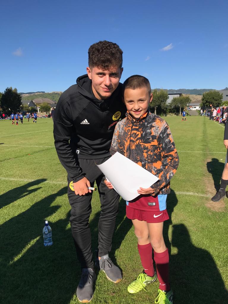 WgtnPhoenixFC's tweet photo. COMMUNITY | ๐ฐ We had an awesome time (and awesome weather) at the Kapiti Easter tournament organised by @wearekcu on Friday. 10th, 12th and 14th grade teams from a range of different clubs in the Wellington region played.
#StandUpWithYourNix #CreateHistory #NixInTheCommunity https://t.co/werQur0HPh