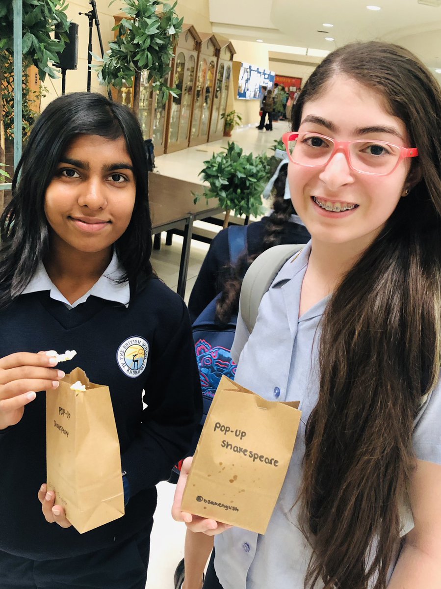 BSAKenglish's tweet photo. @BSAKyear9 students enjoying #popupShakespeare on Shakespeare’s 455th Birthday awesome performances including Victor Hugo’s translation of Hamlet’s #tobeornottobe #thouartexceedingexpectations #Shakespeareweek2019 https://t.co/bGv7TCpKi5