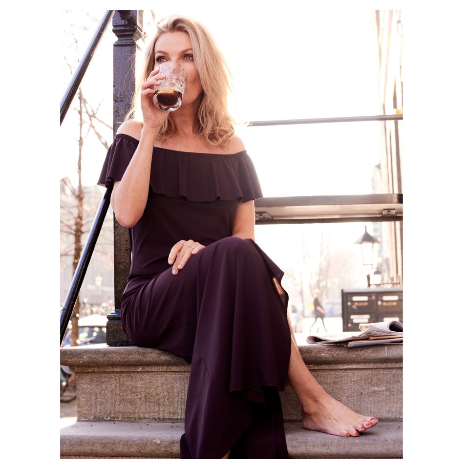 "I love to embrace life to the fullest. Being active and engaged. This feeling of being in the flow and surfing the wave. Once a week I look and find peace and solace, read and relax. This is my Sunday morning bliss…” Discover our new arrivals > bit.ly/2KVMA92