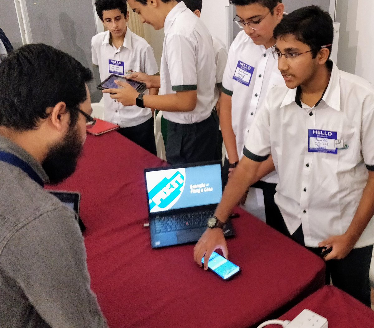 DIS_Computing's tweet image. Yr10 #MobileApp development team in full swing showing their #fixit app to 4 judges that helps governments to reduce the common problems of the general public using #AppInventor2 for use on any #Andriod device #EarthDay #problemsolving #AeSCC @MrAdamMasters