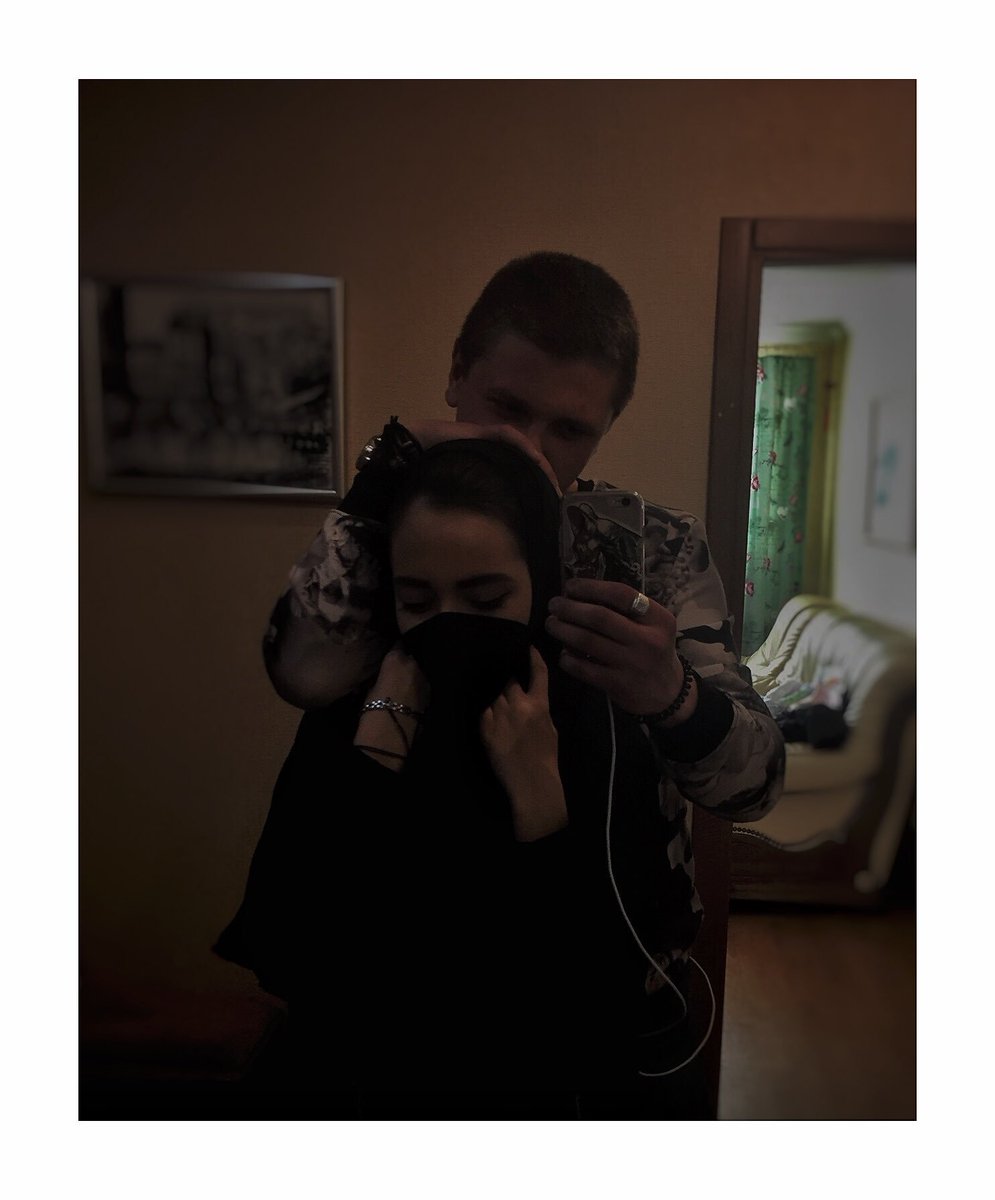 stirkanijnegob1's tweet image. Наконец-то встретил этого ребёнка, он ещё меньше чем яйцо kinder