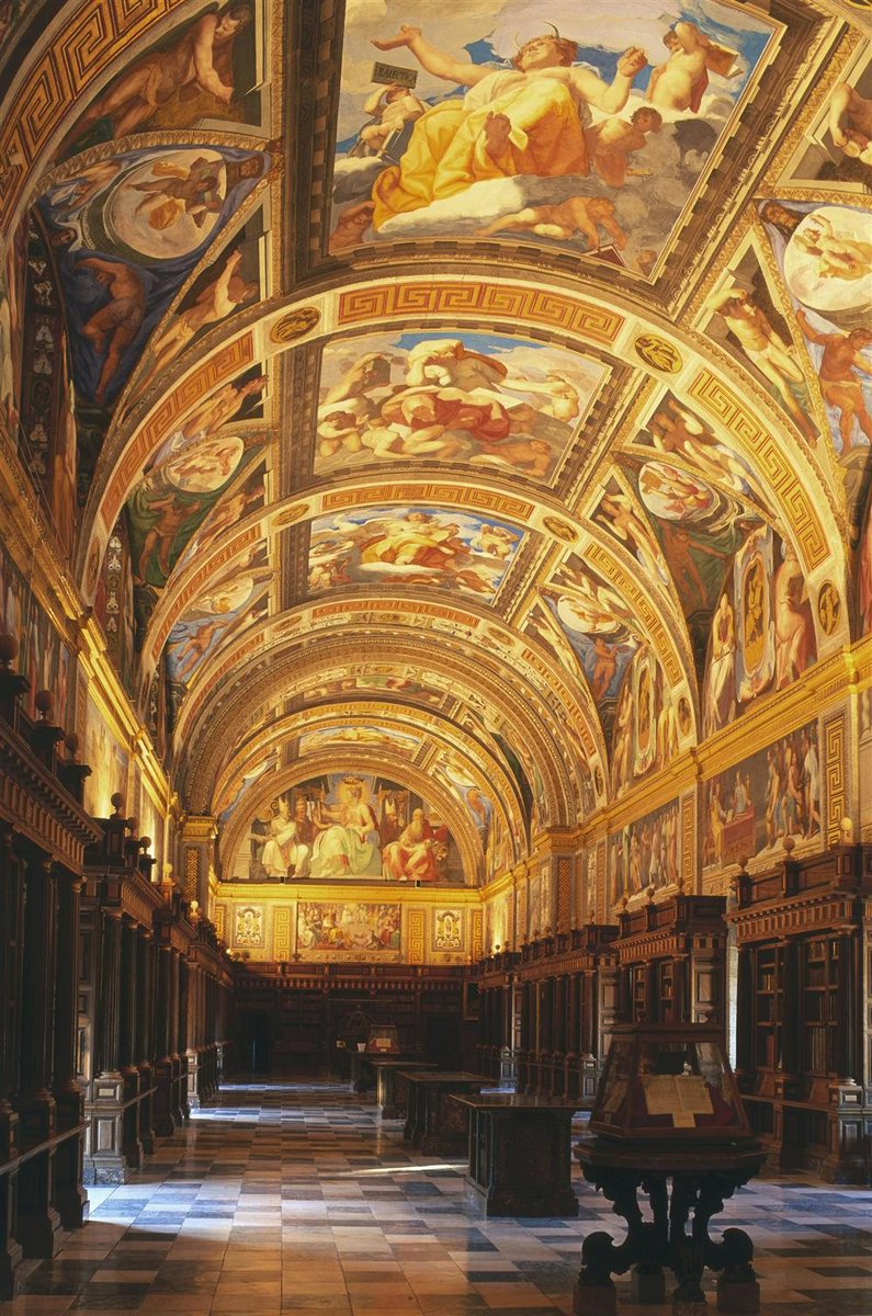 rutahistoriafm's tweet photo. #TalDíaComoHoy 1563 en El Escorial se coloca la primera piedra, de lo que será el Monasterio de San Lorenzo de El Escorial, bajo la actual silla prioral del refectorio, con los nombres del rey, Felipe II, y del arquitecto, Bautista de Toledo. https://t.co/4D7mVloz2b