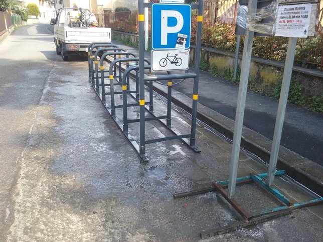 #Firenze, pulizia rastrelliere biciclette: dopo quelle <a href="/Isolotto/">alisonjenner</a> e <a href="/Soffiano/">Soffiano zouhair</a> , si passa al #Quartiere5 , primo intervento a fondo mercoledì 8 maggio: bit.ly/2PoHOPN