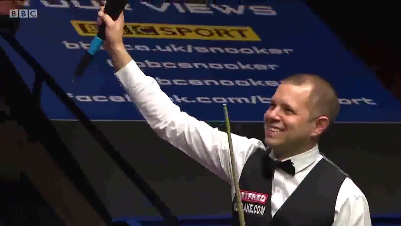 Happy birthday, Barry Hawkins joins the 40s club today 