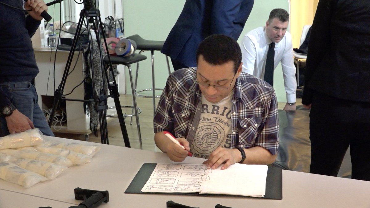 iandaviddiaz's tweet photo. A small action scene in your low budget movie, it's best to have storyboards showing each shot even if it's crudely drawn.

#filmmaking #podernfamily #RebeccaGold #setlife @IndieFilmHustle @LondonWebFest #themegageek @IndieWebsite @filmmakerspod @GilesAlderson @KelleyCostigan https://t.co/OPfVZPxZcs