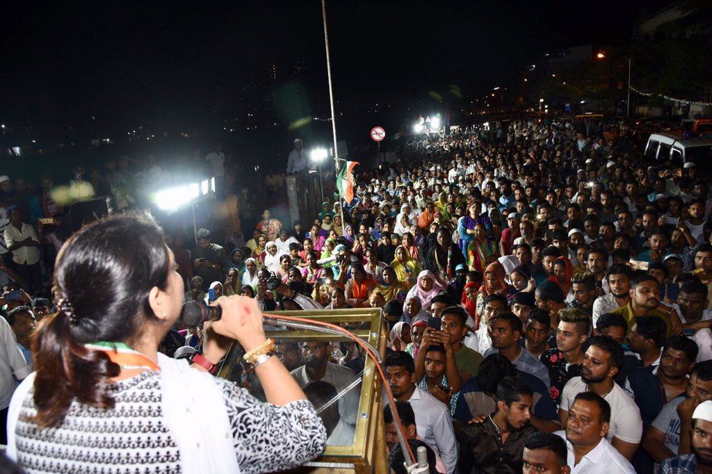 PriyaDutt_INC's tweet photo. Met the residents of Bandra East, Santacruz and Bandra West and discussed several issues that have affected their daily lives. 

The time has come to vote for change and lay down the first brick in our shared journey. Together, for a better future. https://t.co/INdj5BvJXp