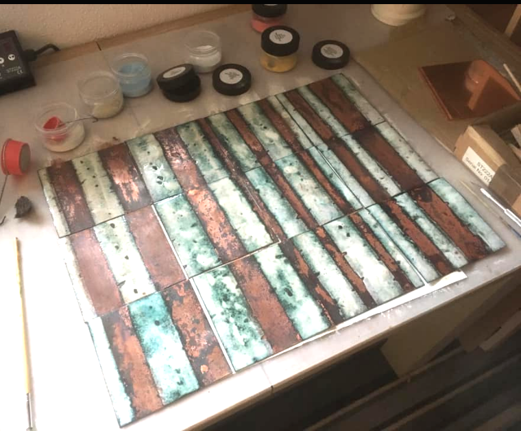 StratArtFair's tweet photo. Chris Taylor will be exhibiting his enamel art at @StratArtFair in the Town Hall on May3/4/5. #stratforduponavon   https://t.co/FPvaHQjwpx     @Shottery @TheBardsHospice @EventsWhatsOn https://t.co/zDiUaZEr7n