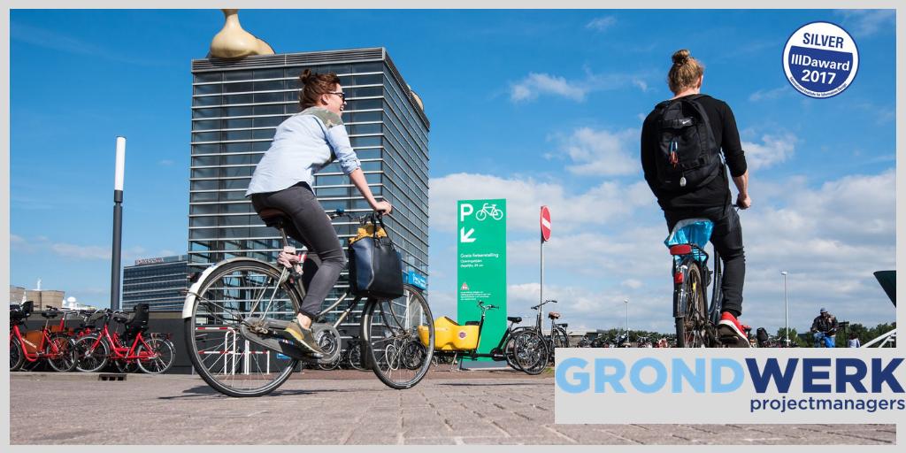 Grondwerkpm's tweet photo. Zag jij de vlonders voor het parkeren van je fiets of scooter al verschijnen in het Amsterdamse straatbeeld? Daar weten wij meer vanaf!
Klik: https://t.co/aMYuf34AT4 

#eenvoudincomplexiteit #projectmanagement #fietseninamsterdam #fietsvlonders https://t.co/50qwekqdPA
