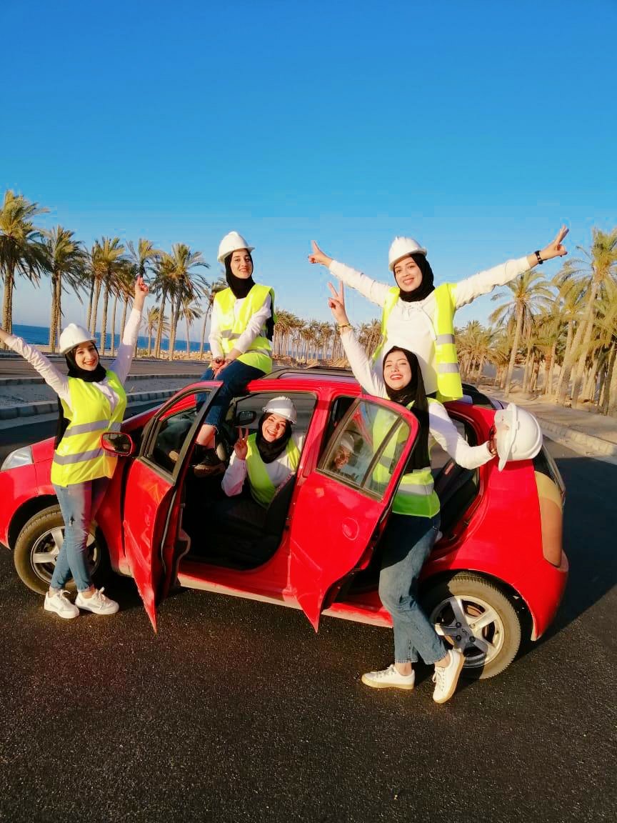 manarelsalyma's tweet photo. Congratulations to all My Friends We’re Seniors. 👷🏻‍♀👩🏻‍🎓🎉️♥️
 #Keep #calm #it's #Ours #year 🎓
#Senior2019👷🏻‍♀👩🏻‍🎓
#bn5raag
#handasa https://t.co/uFuJTr9d6c