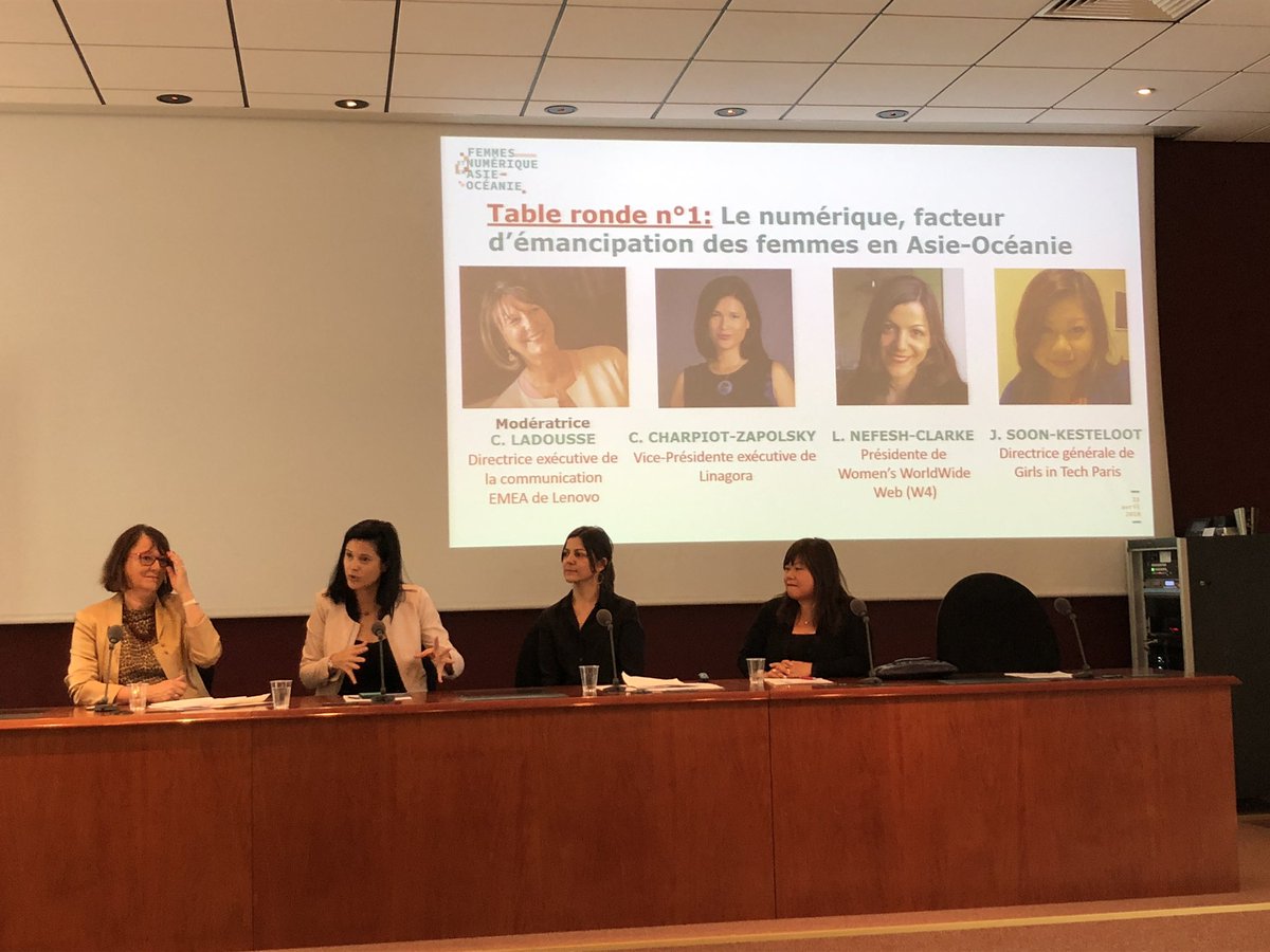 « Si vous voulez quelqu’un qui tienne votre boîte et vos équipes, prenez une femme. Les femmes sont des bonnes CEO parce qu’elles sont Chief Enabling Officers », témoigne Céline Charpiot-Zapolsky <a href="/OpenHackademy/">OpenHackademy</a> à conf « Femmes et numérique » avec <a href="/francediplo/">France Diplomatie 🇫🇷🇪🇺</a> et <a href="/femmesdiplo/">Femmes et Diplomatie</a>