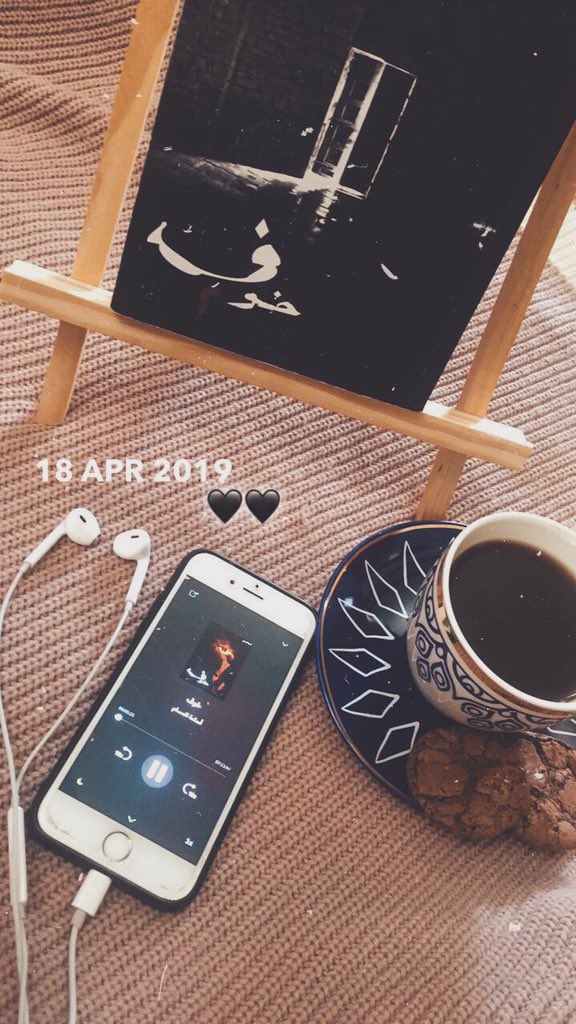F222Fnono's tweet photo. #اليوم_العالمي_للكتاب
أمه أقرا تقرأ💛🌈🌈🌈 https://t.co/k4HM6JPo8k