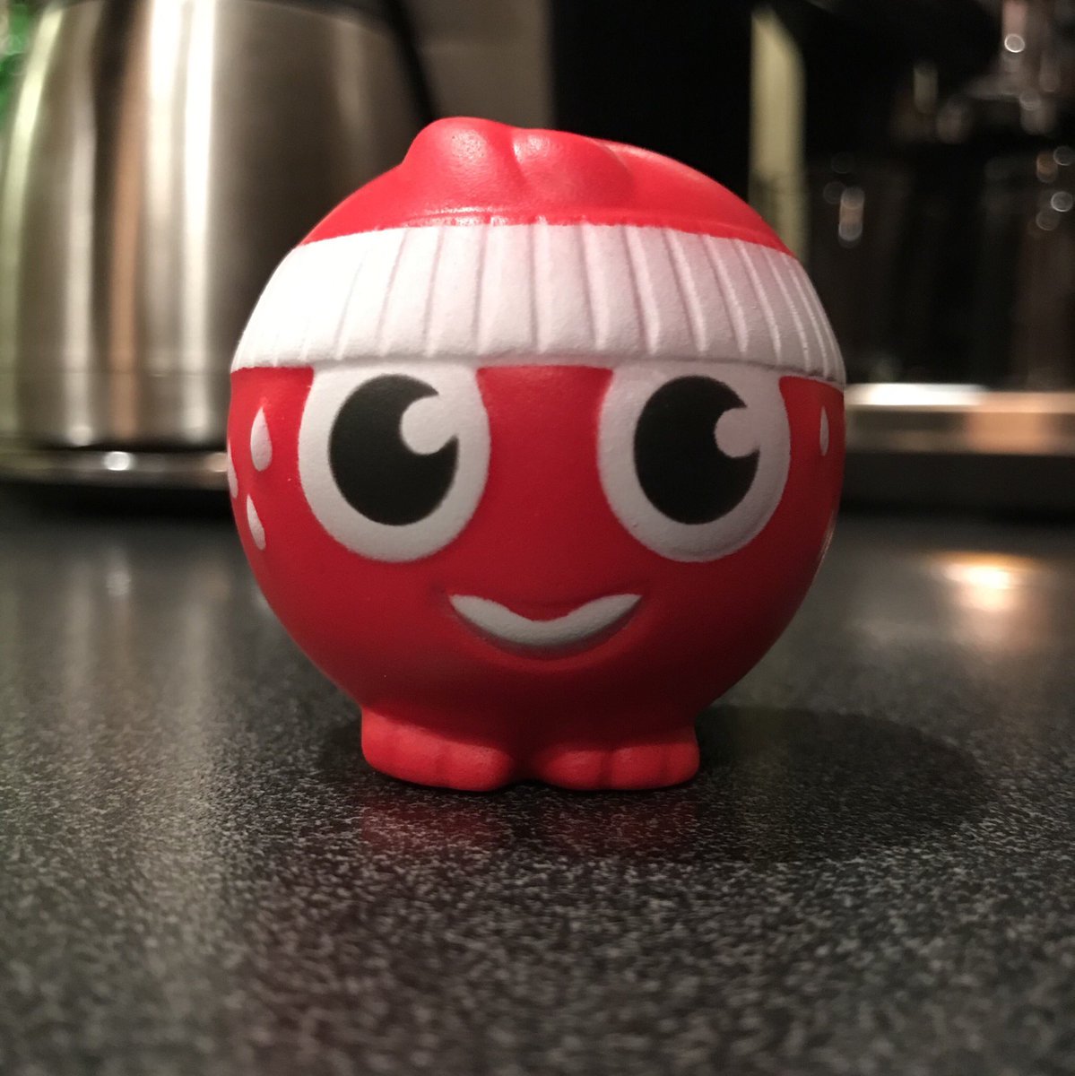VOKristo's tweet photo. Always fun when the work you do helps others. Proud to voice Red and Rusty for a PR vid for @rednosedayusa and @walgreens. Get your noses on! #herohighfive #noseson #rednose https://t.co/zg4eNv3uWk