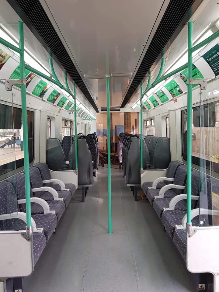 LNRailway's tweet photo. Welcome to the family 230004! The very first upcycled #class230 train entered service on our #MarstonVale line this morning at 05:16 from #Bletchley to #Bedford. 🚊

#TransformationTuesday #NewTrainFeeling😍 https://t.co/YZkny9TQEr