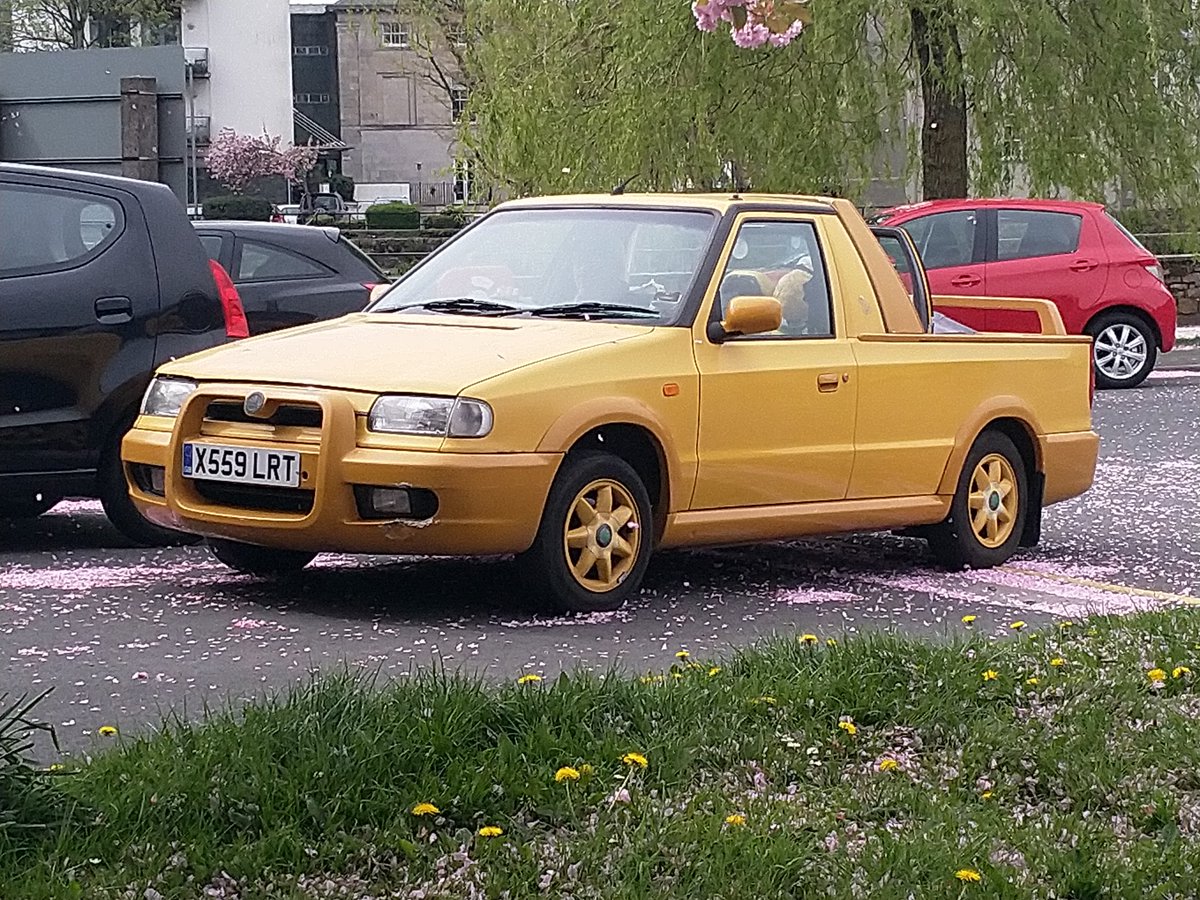 thealso's tweet image. Rural England is wonderful for weird Autoshite #CarsOfTheLakeDistrict