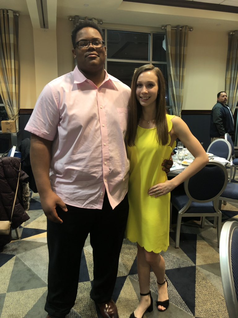 juliakunco's tweet photo. Happy birthday homie!! Thanks for throwing me make it a good one:)🎉 @NashawnJackson5 https://t.co/lVINDlZfe3
