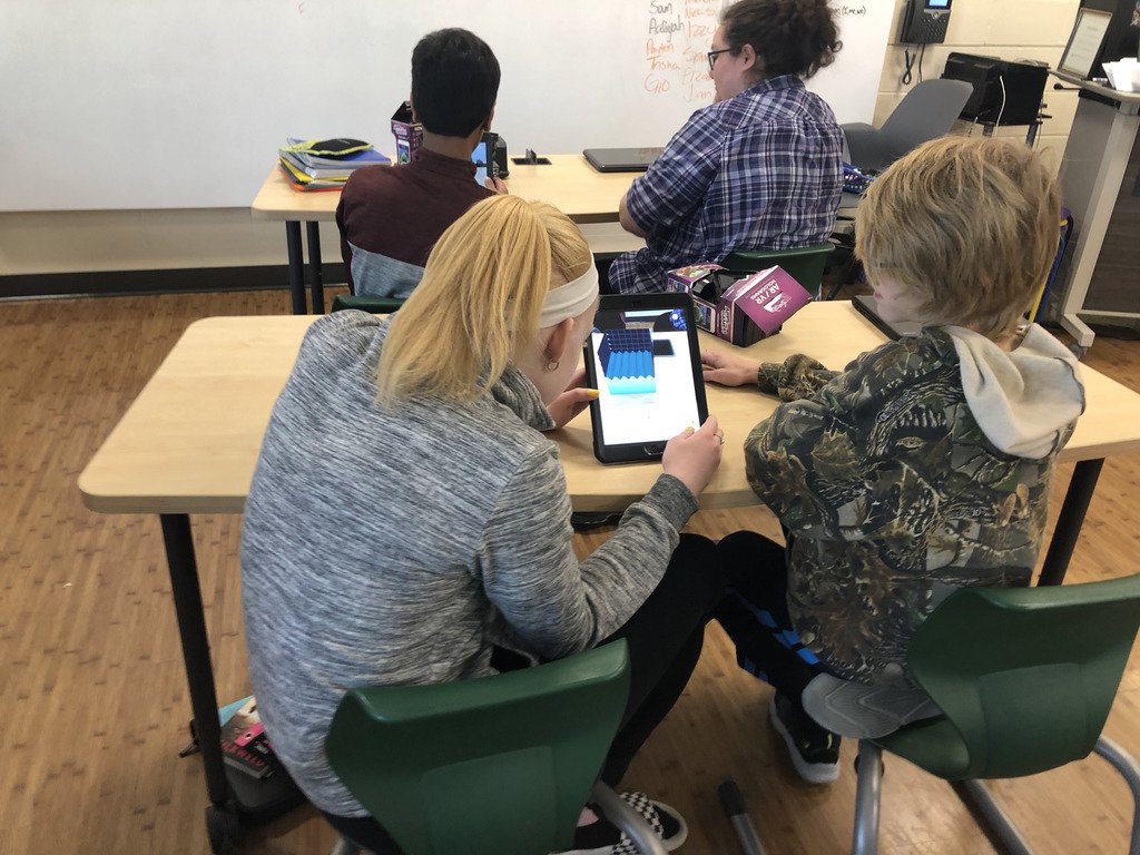 jcdsps's tweet photo. @lizkaleta 8th grade #dunhamSTEM Ss using the @MergeVR to explore wave energy and other topics they previously learned. #AugmentedReality #STEMed https://t.co/OgBkyu6Rh5