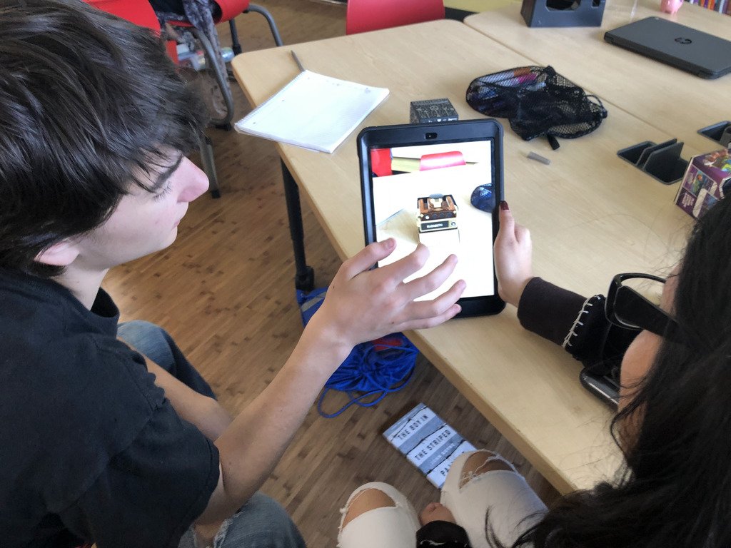 jcdsps's tweet photo. @lizkaleta 8th grade #dunhamSTEM Ss using the @MergeVR to explore wave energy and other topics they previously learned. #AugmentedReality #STEMed https://t.co/OgBkyu6Rh5