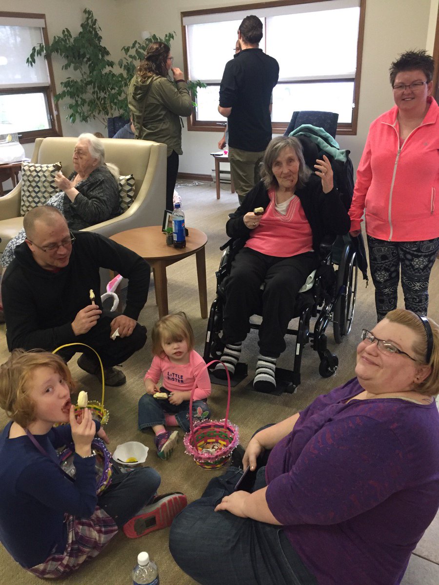 WallaceburgRet's tweet photo. Having fun at the Easter Egg Hunt on Saturday. https://t.co/Hq29j64snS