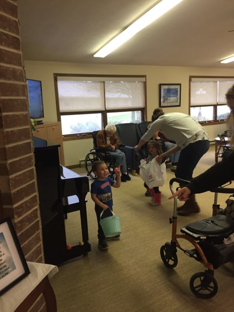 WallaceburgRet's tweet photo. Having fun at the Easter Egg Hunt on Saturday. https://t.co/Hq29j64snS