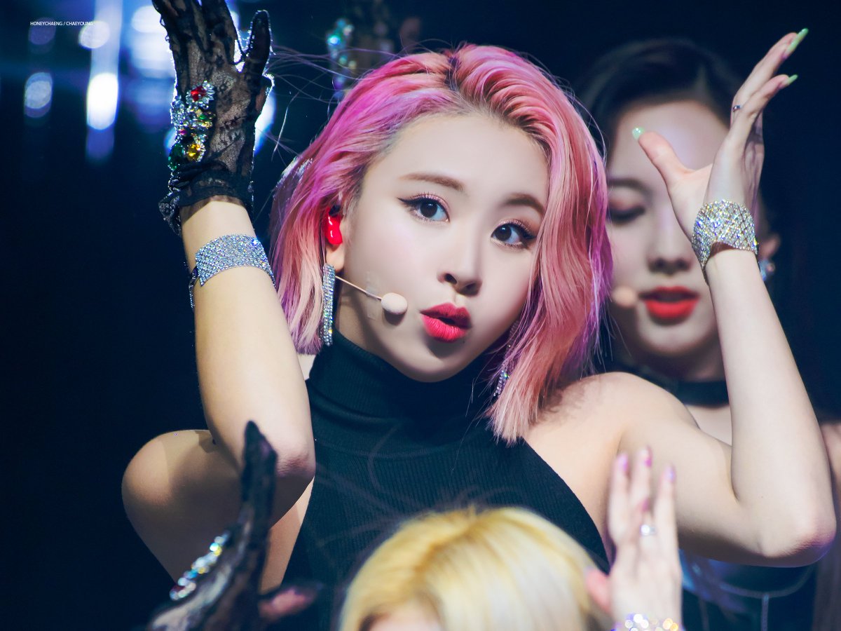 honeychaeng's tweet photo. #트와이스 #TWICE #채영 #chaeyoung
190422 #팬시쇼케이스

채영이 얼마나 좋아하는지 표현할 방법이 없네 https://t.co/QlGrnSbcKd