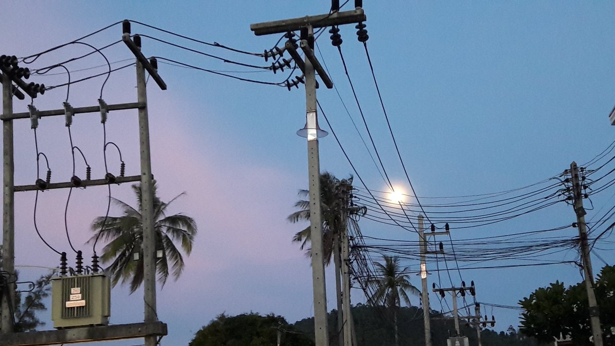 Ben A Few Nights Ago In The Early Evening Here Kohsamui Thailand Thai Photography Vaporwave Vaporwaveaesthetic Aesthetic Artists Artnet Vaporwavegallery Artgallery Modern Modernart Photo Photos Vaporwaves