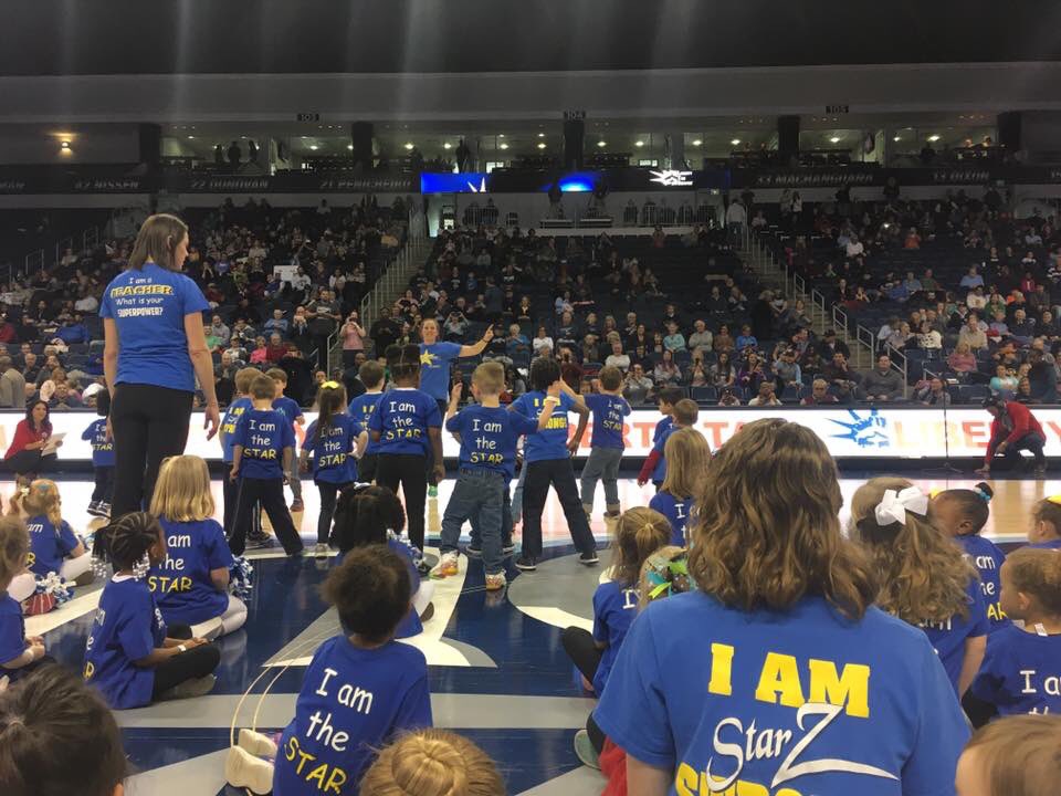 TheStarzProgram's tweet image. Share a picture of your Star in their dance leotard or Starz shirt with #mykidshines for a chance to win one free month of tuition #bossbabe #entrepreneur #smallbusiness #businessowner #recital #teach  #createchange #score #dance #ballet #sports #cheerleading #teacher #coach