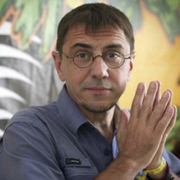MadMawe's tweet photo. Monedero + Steve Urkel = Don Patricio https://t.co/6z63ZpyFpN