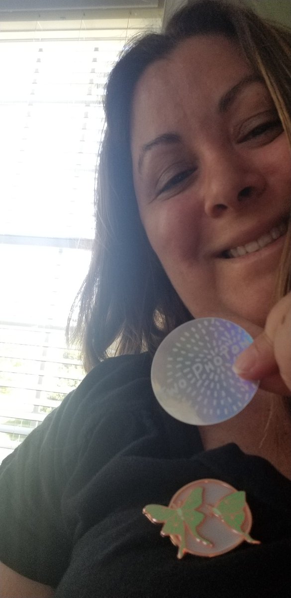Got my pin to support @SkypeScientist  from @twophoton. Worth every penny to help connect Ss in rural areas to #STEM careers! @sciencebecca @ITTIPSTEM #ittipGEM #globaled  #TwoPhotonFeature