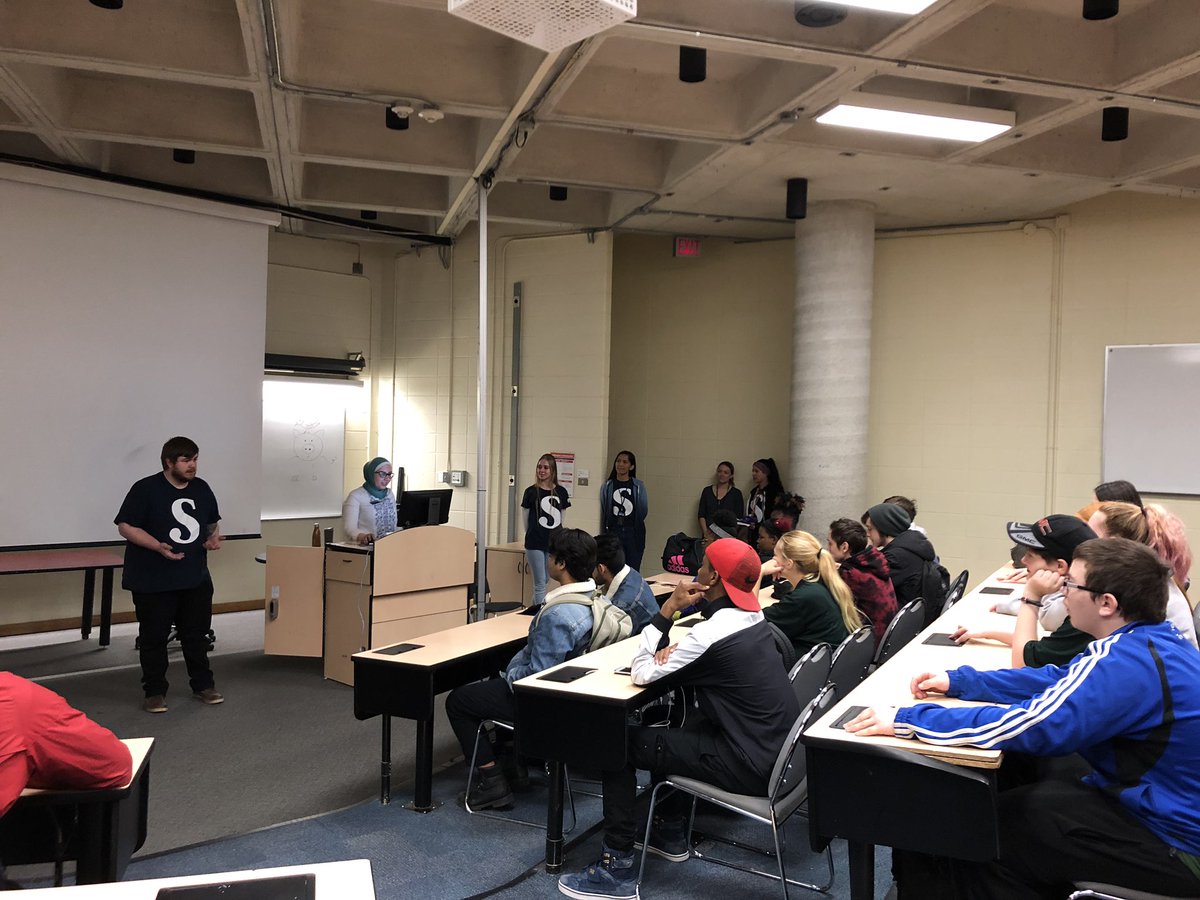 I_Mahathantila's tweet photo. @CentralPeel1 Math and Tech students visiting @sheridancollege as part of #technomath #EngageMath  @mrfitzelljr @MsAMcKitterick @leslie_edu https://t.co/Ptyu0jkRMn