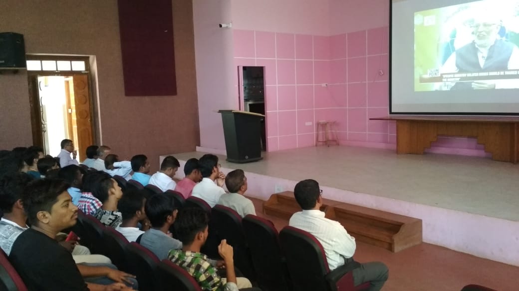 Students &amp; Faculty of IIC- Basaveshwar Engineering College, attended Live session of #IndiaFirstLeadershipTalkSeries  Ep:04 with Prof. Anil D.Sahasrabudhe ,Chairman, AICTE on "Future of Technical Education in India", here are #glimpse of Live #webinar 
<a href="/mhrd_innovation/">MOE's Innovation Cell- GOI</a> <a href="/abhayjere/">Dr. Abhay Jere</a>