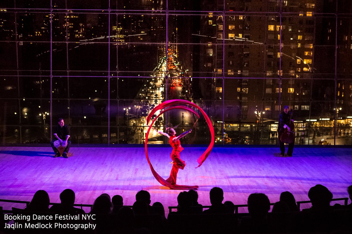 As things come full circle for our 2019 Booking Dance Festival, we reminisce on Cellogram's beautiful performance during their exciting showcase!

#BookingDance #BookingDanceFestival #JazzatLincolnCenter #JodiKaplanBookingDance #JodiKaplanandAssociates #JodiKaplan #Cellogram
