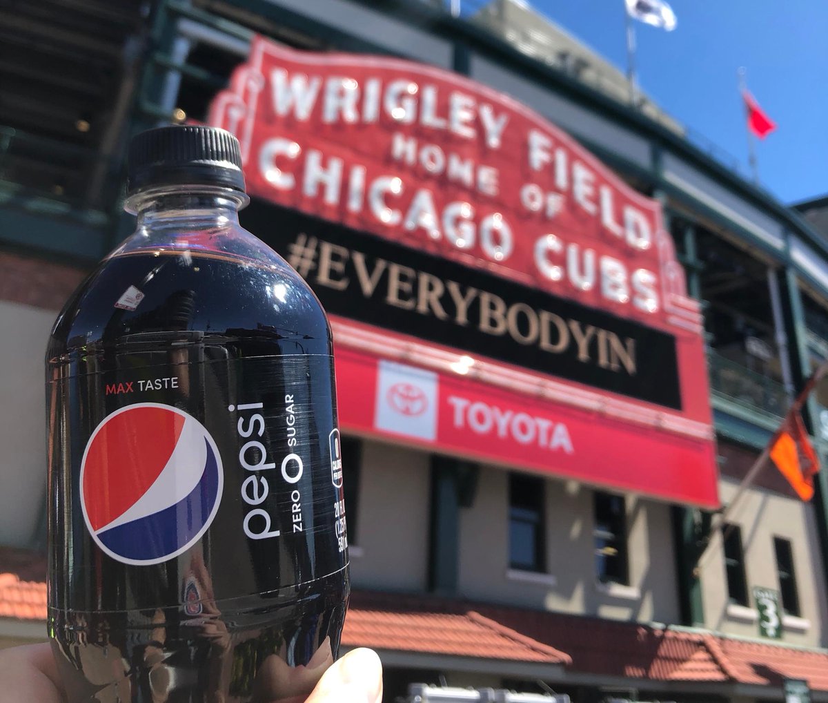 Over the next few weeks, <a href="/pepsi/">Pepsi</a> is giving you the chance to win free #Cubs tickets ... starting right now! RT for your chance to win. atmlb.com/2VjbEuB