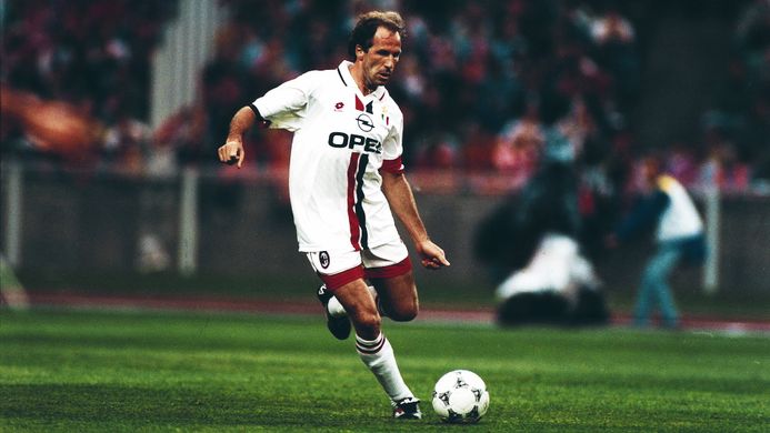 SpazioMilan's tweet photo. Tal día como hoy hace 41 años debutaba con el Milan un joven defensa llamado Franco Baresi

👕 710 partidos con el Milan
🏆🏆🏆🏆🏆🏆 Scudetto
🏆🏆🏆 Copa de Europa
🏆 Mundial
🏆🏆🏆🏆 Supercoppa
🏆🏆 Intercontinentales
🏆🏆🏆 Supercopa de Europa
🏆 Balón de Plata

Eterno 6. https://t.co/kExWK6wnUr