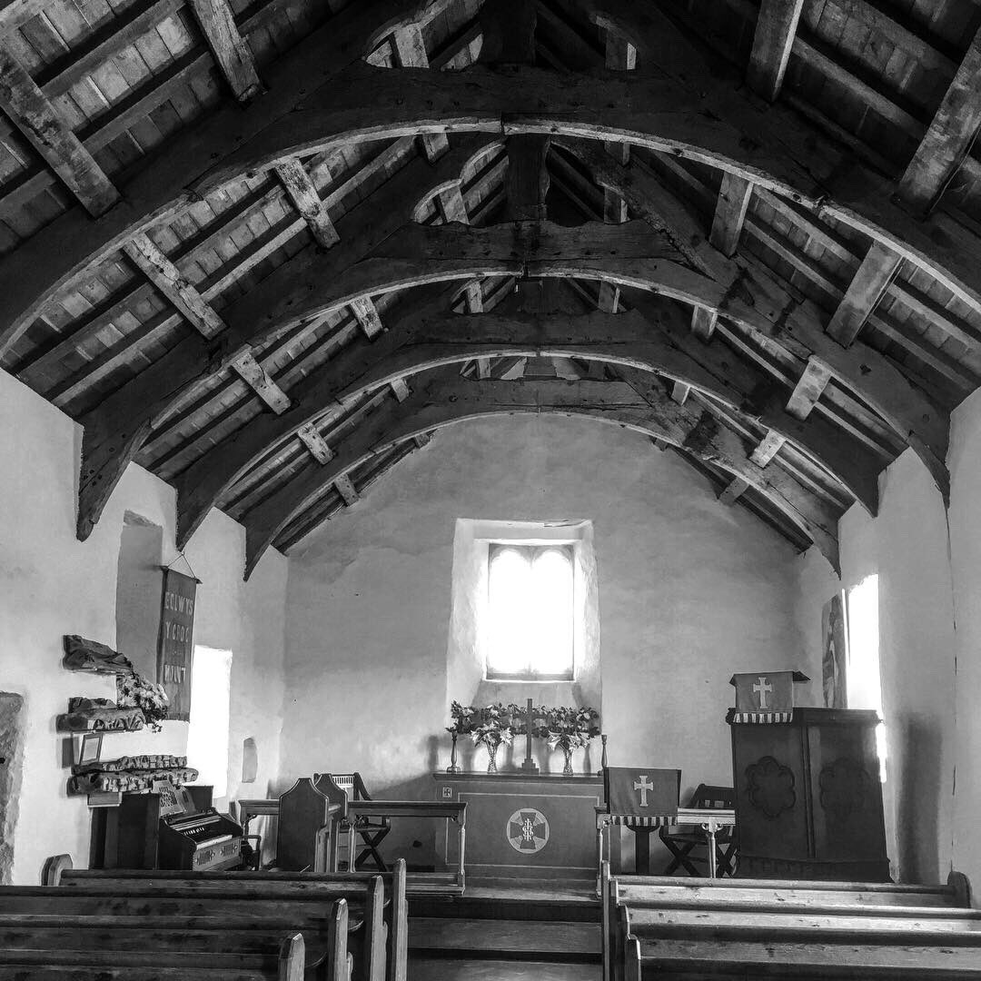 Such a beautiful little church at Mwnt. #mwnt #cardigan #church #easterbreak #westwalescoast #blueskies #airbnb