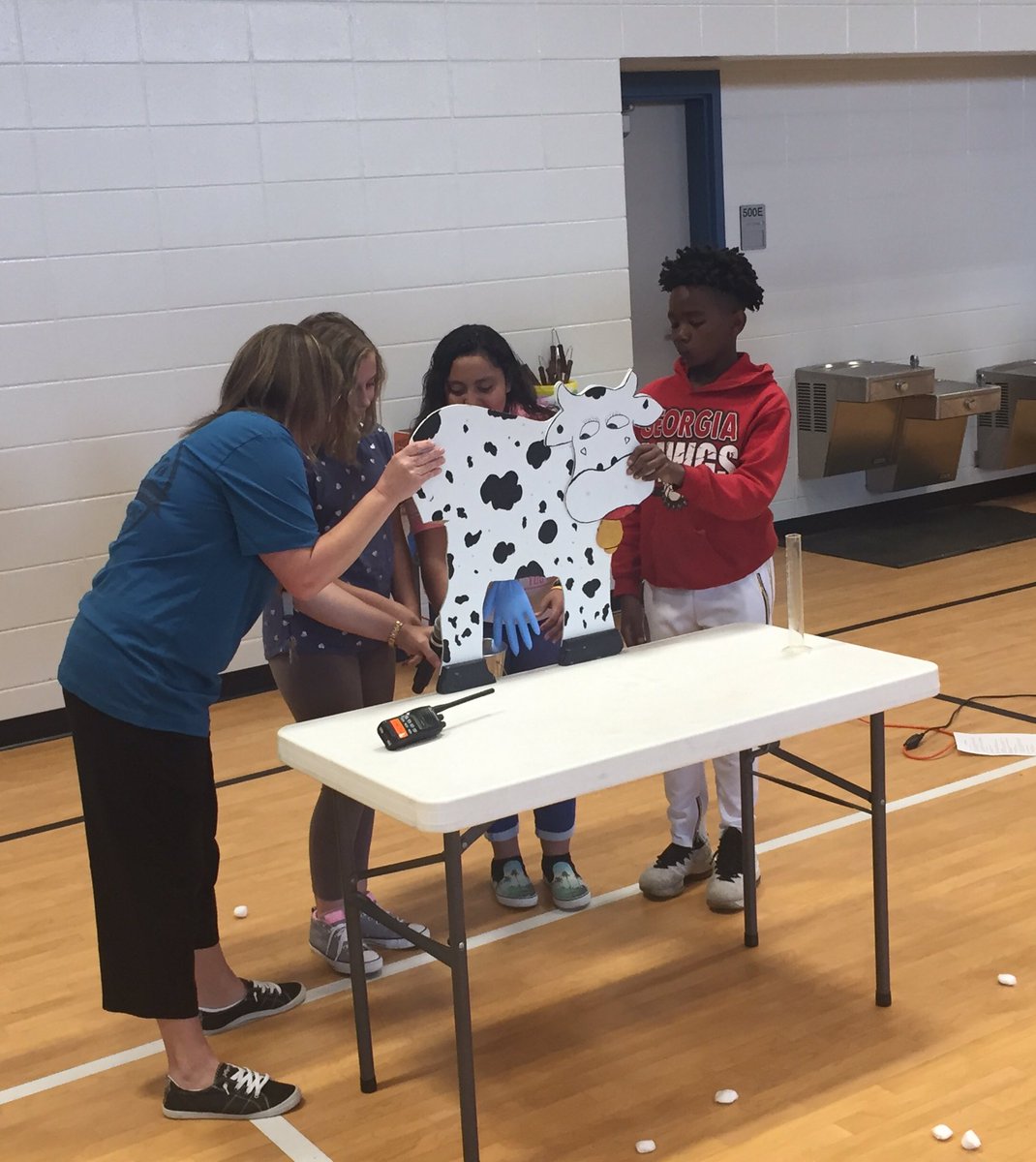 JMOdomElem's tweet photo. STEAM Day 2019 Kickoff......”From Farm to Family”.....What’s that? You’re hungry? Then you need a farmer! Right This Very Minute! Awesome book to kick off our STEM day! 

@lislhd @TAG_Education @STEMGeorgia https://t.co/WTJvdC4tNE