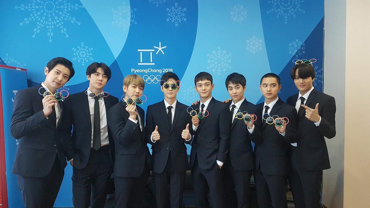 alexhuot's tweet photo. I just voted for EXO for #BBMAsTopSocial at the 2019 Billboard Music Awards. RT to vote too! @weareoneEXO #EXO https://t.co/Liq13H9vo7