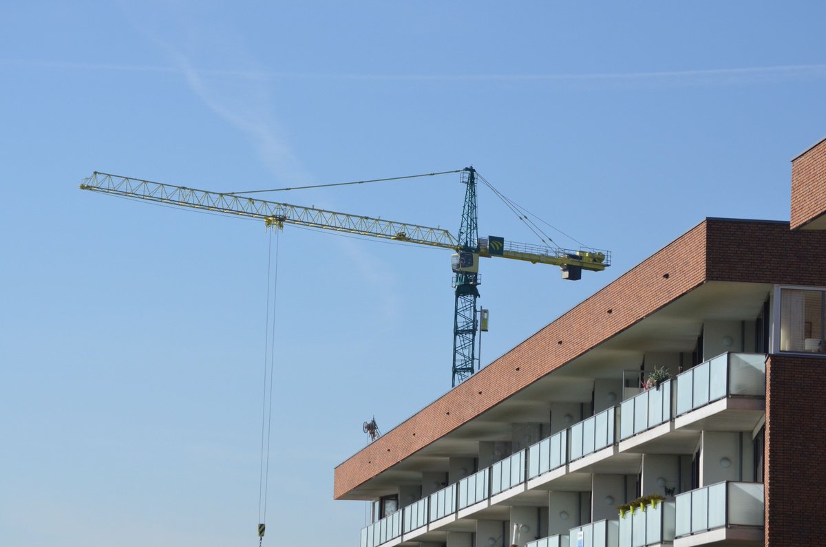 Nieuwbouw met <a href="/Koopgarant/">Koop Garant</a> en <a href="/KOOPstart/">Koopstart</a> voor #corporaties weer mogelijk. Versoepeling markttoets biedt kansen voor #nieuwbouw #koopwoningen voor #middensegment tinyurl.com/yxf7q6bg